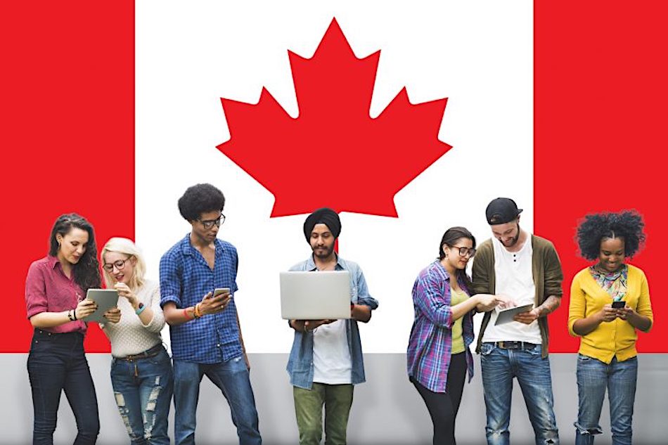 How an immigrant gets social number in Canada?